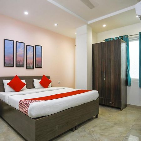 Hotel O Jsb Hotel Фаридабад Экстерьер фото